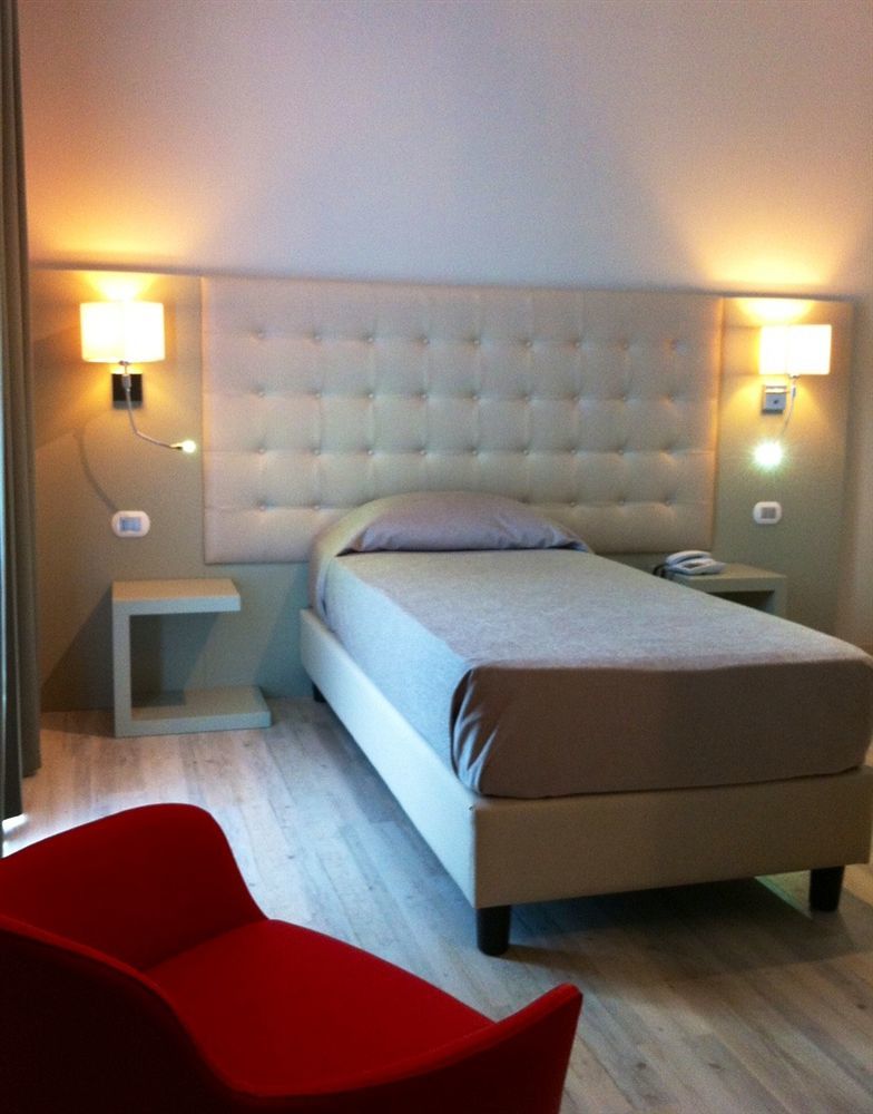 Hotel San Francesco Borgomanero Dış mekan fotoğraf